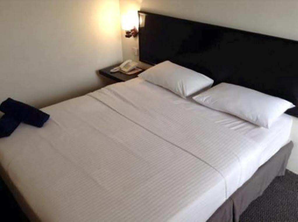 Hotel Sri Sutra - Bandar Sunway 3 Petaling Jaya Eksteriør bilde