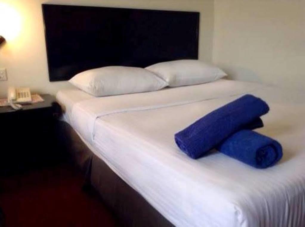 Hotel Sri Sutra - Bandar Sunway 3 Petaling Jaya Eksteriør bilde