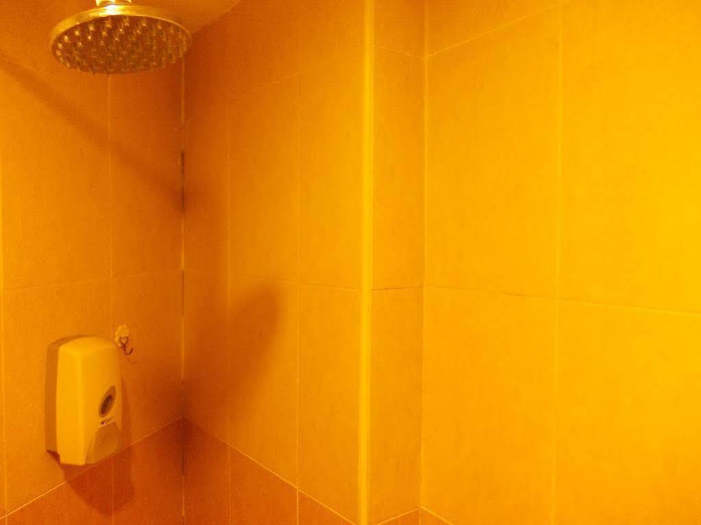 Hotel Sri Sutra - Bandar Sunway 3 Petaling Jaya Eksteriør bilde